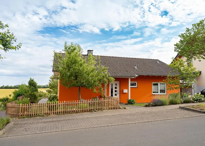 Zum Feldblick Holiday home *
